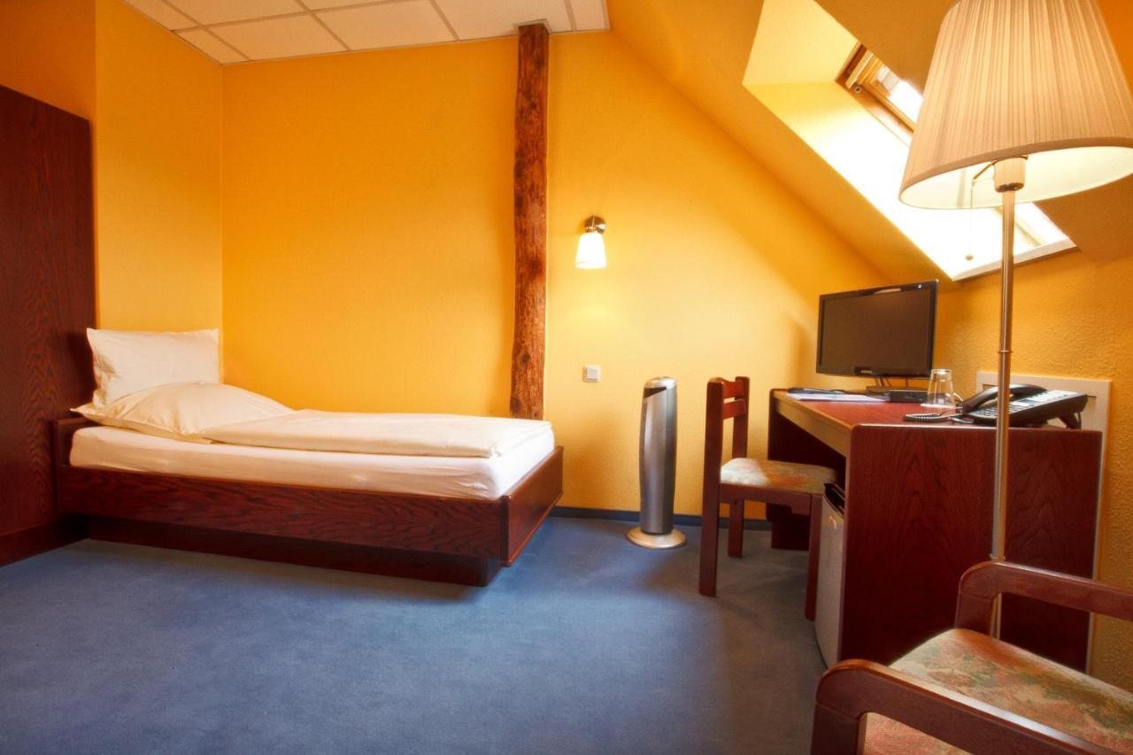 Landhotel Zum Pottkuchen Kalbe  Eksteriør billede