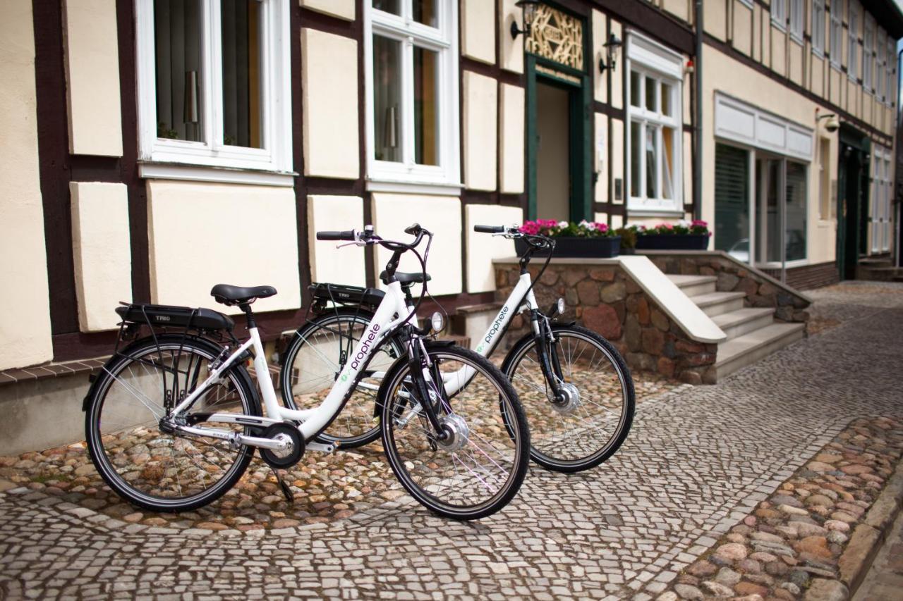 Landhotel Zum Pottkuchen Kalbe  Eksteriør billede
